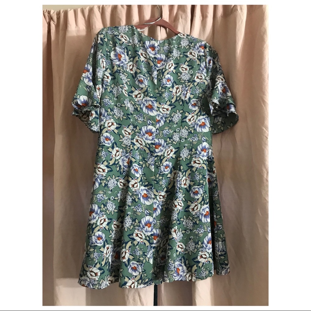 SOLD - Picture 2 of 4